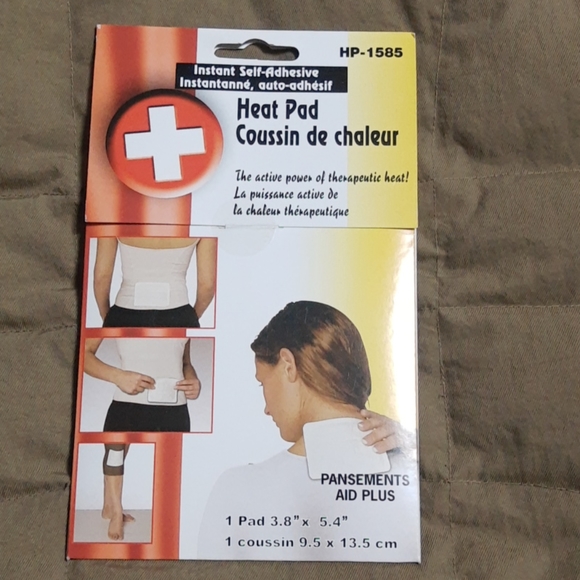 4 packet brand new stuck on heat pad - Picture 4 of 4